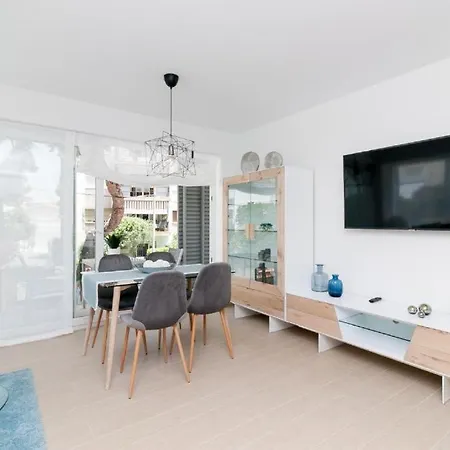Apartamento Encinas At Puerto Marina Benalmádena